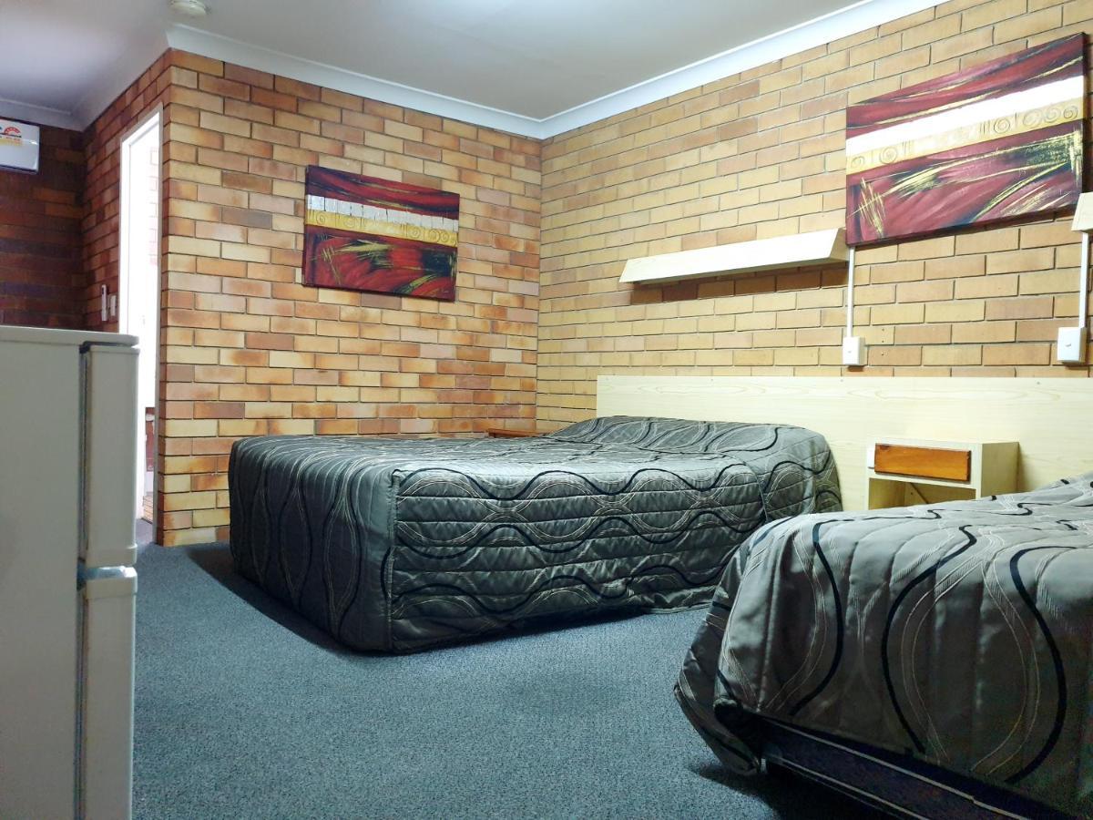 Glen Innes Lodge Motel Екстер'єр фото