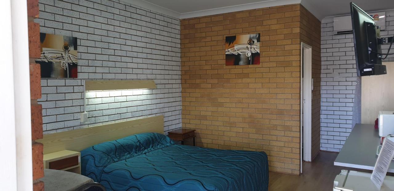 Glen Innes Lodge Motel Екстер'єр фото