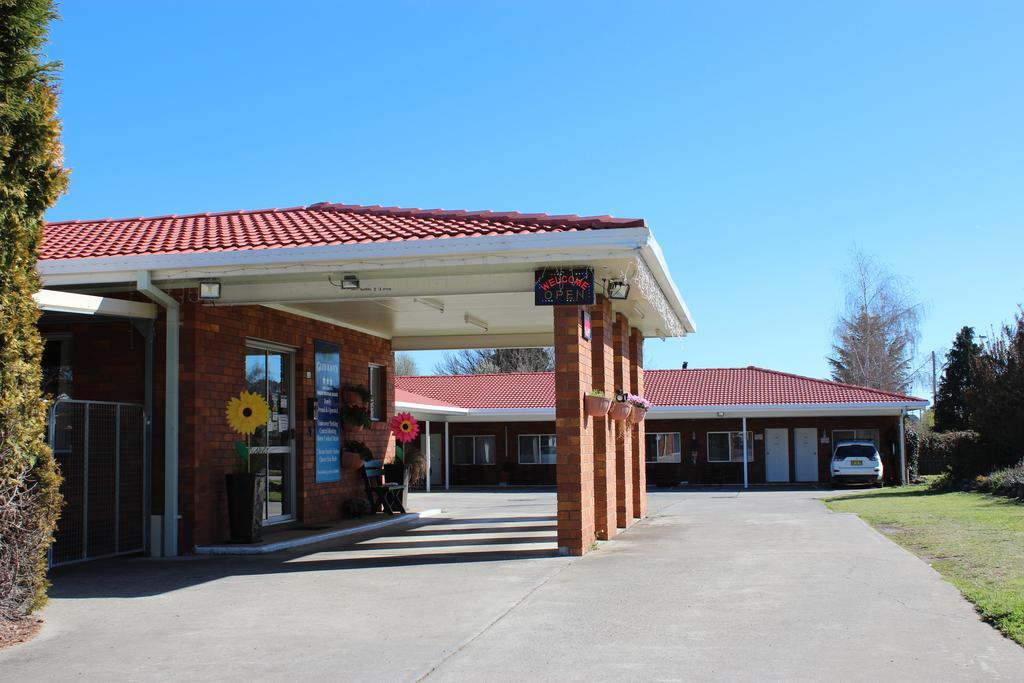 Glen Innes Lodge Motel Екстер'єр фото