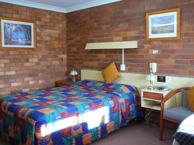 Glen Innes Lodge Motel Екстер'єр фото