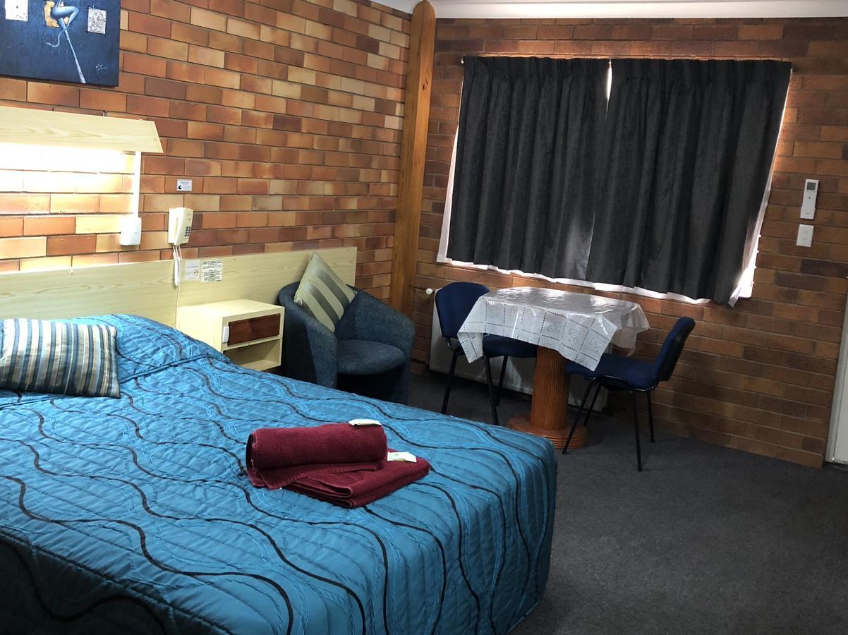 Glen Innes Lodge Motel Екстер'єр фото