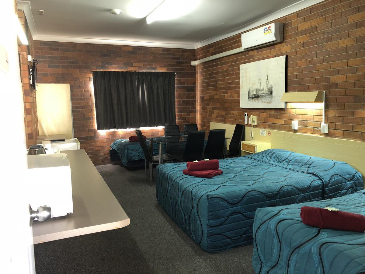 Glen Innes Lodge Motel Екстер'єр фото