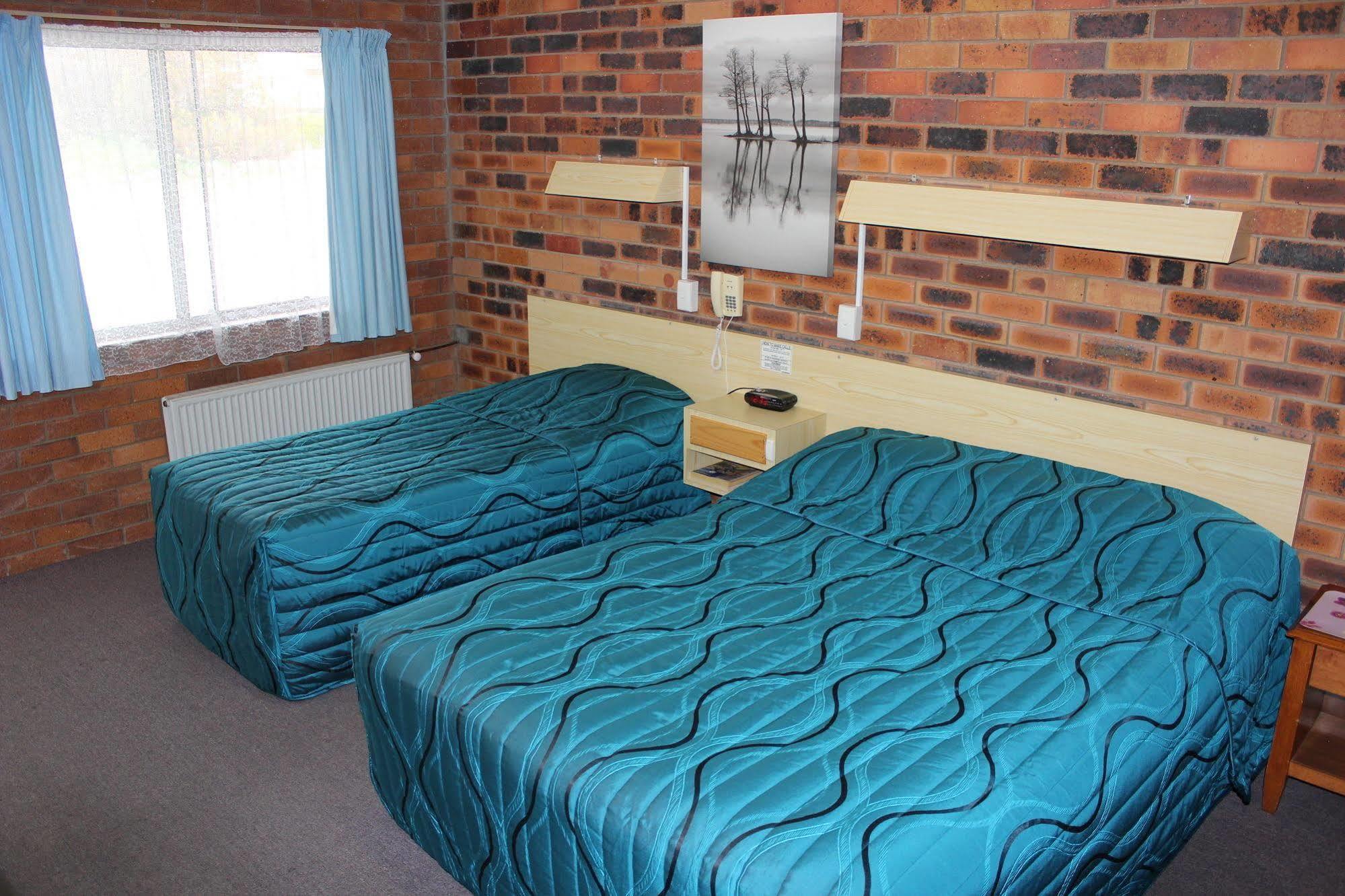 Glen Innes Lodge Motel Екстер'єр фото
